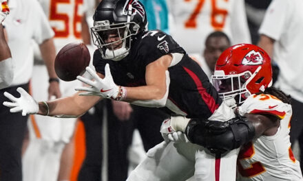 Miscues and late stops by the Chiefs lead to another Falcons loss