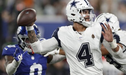 Dak Prescott throws 2 TD passes and Cowboys win 7th straight over Giants, 20-15