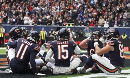 Caleb Williams throws 4 TDs and Bears hold tea party in 35-16 rout of Jaguars in London