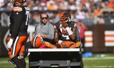 Browns QB Deshaun Watson suffers likely season-ending Achilles tendon injury in loss to Bengals