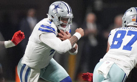 Dak Prescott wants to avoid surgery on hamstring and return this season, Jerry Jones says