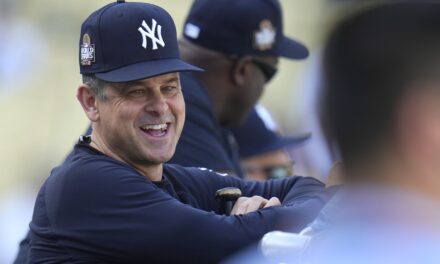 Yankees manager Aaron Boone bothered a little by criticism of defense after World Series meltdown