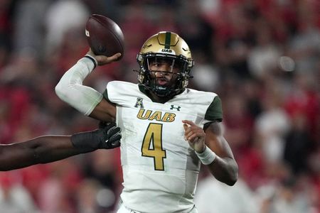 Texas A&M lands UAB transfer QB Jacob Zeno