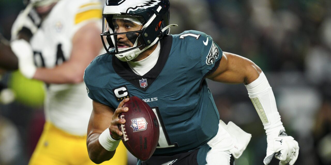 Jalen Hurts accounts for 3 TDs and Eagles beat Steelers 27-13 for franchise-best 10th straight win