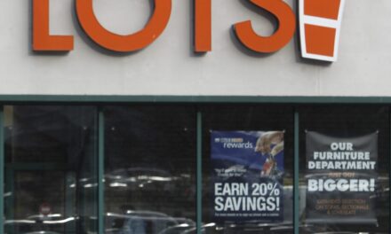 Big Lots reaches deal to keep hundreds of US stores open