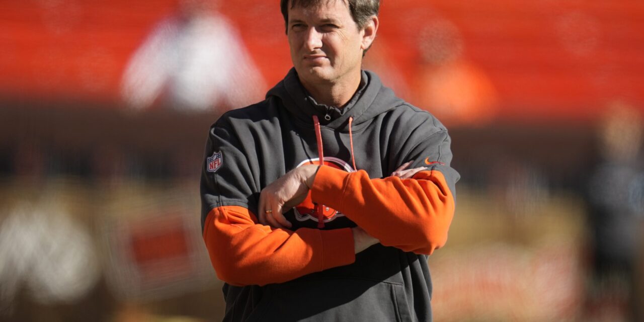 Browns fire offensive coordinator Dorsey and O-line coach Dickerson after 1 season, AP source says