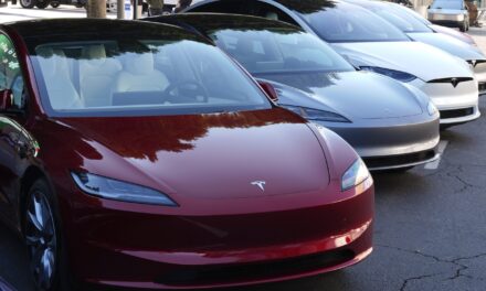 US opens another Tesla probe, latest focused on tech that remotely returns car to driver