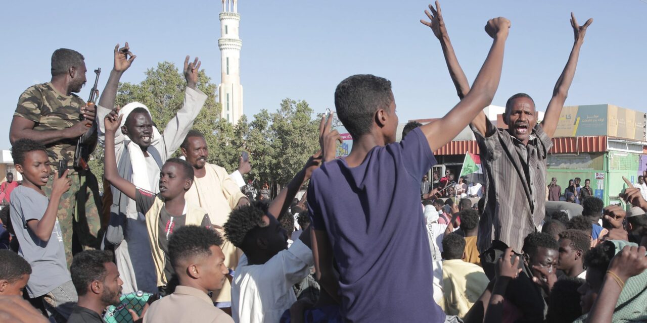 Sudan’s military retakes a strategic city from RSF rebels, dealing them a major blow