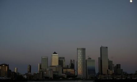 London gains ground on New York in Z/Yen global financial hub survey