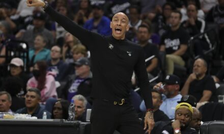 Kings are finalizing a deal to keep Doug Christie as coach, AP source says