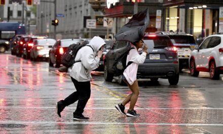 Storm leaves 3 dead in Pennsylvania and about 500K customers without power