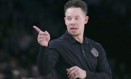 Spurs promote Mitch Johnson to head coach, taking over for Gregg Popovich