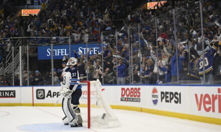 Connor Hellebuyck and the Jets host the Blues in Game 7 of their 1st-round NHL playoff series