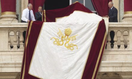 Pope Leo XIV calls for peace in Ukraine and Gaza in symbolically rich blessing on Mother’s Day