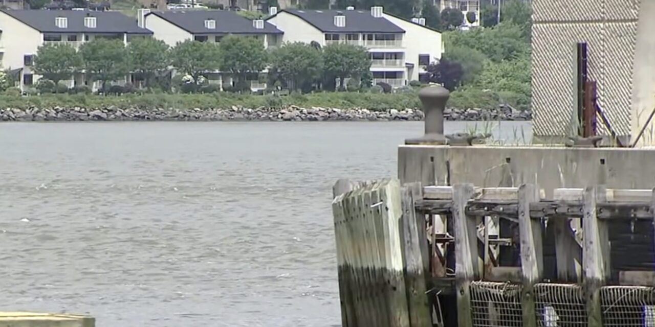 1 dead in New York sewage-boat explosion on Hudson River