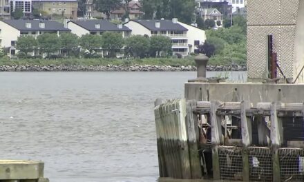 1 dead in New York sewage-boat explosion on Hudson River