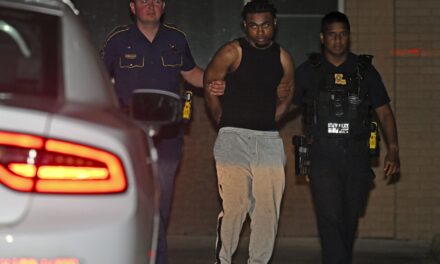 New Orleans jail escapee was caught with help from an anonymous tip; 2 inmates still on the run