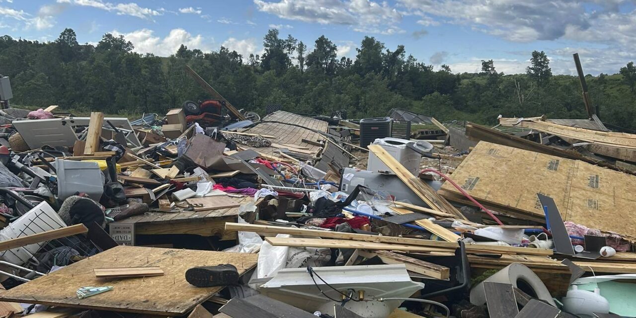 1 dead and several injured when storm rips through Kentucky community, authorities say