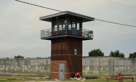 Arkansas death row inmate dies in prison of unknown causes