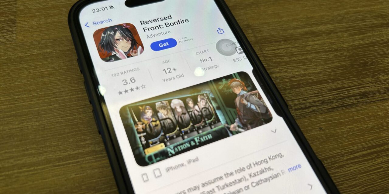 Hong Kong police accuse a mobile game app of promoting armed revolution