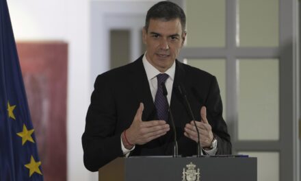 Spain’s prime minister asks nation for forgiveness after high court investigates a close confidant
