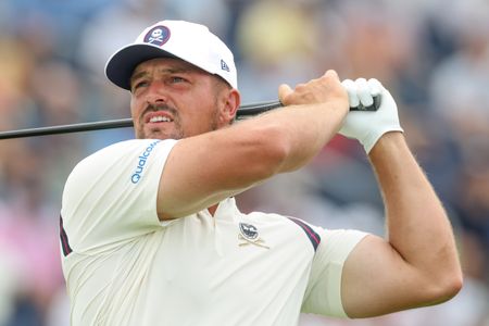 Golf-DeChambeau, Mickelson among notables to miss U.S. Open cut