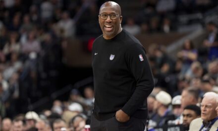 Knicks offer coaching job to Mike Brown and are working on a deal, AP source says