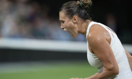 Tennis-Sabalenka and Alcaraz face seeds for first time at this year’s Wimbledon