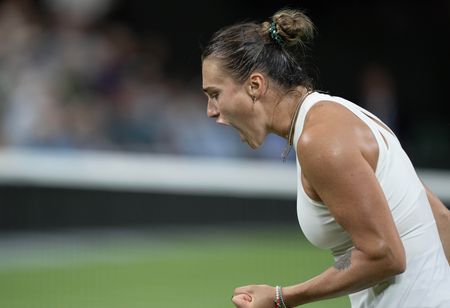 Tennis-Sabalenka and Alcaraz face seeds for first time at this year’s Wimbledon