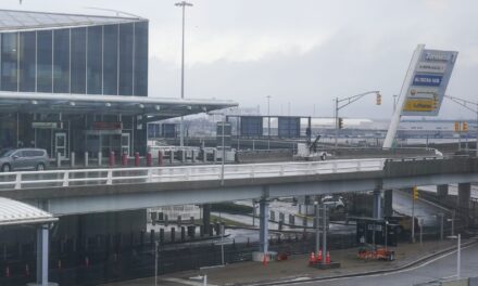 Woman convicted of stowing away on flight to Paris faces extradition to Connecticut